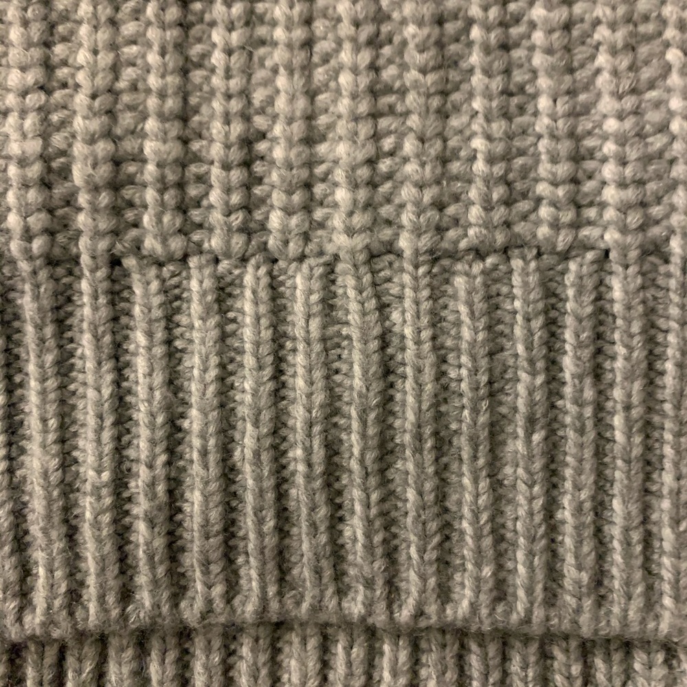 Elizabeth and James Sweater - ❣️Host Pick ❣️ - Picture 4 of 6